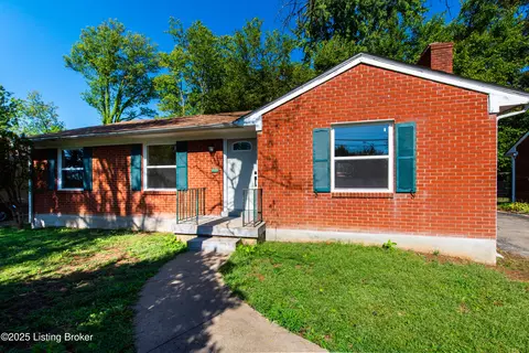 1909 Bashford Manor Ln, Louisville, KY 40218