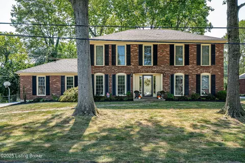 8712 Eton Rd, Louisville, KY 40241