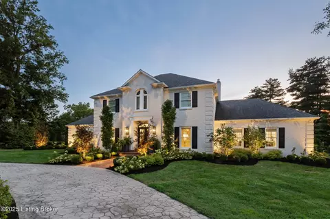 800 Rugby Pl, Louisville, KY 40222