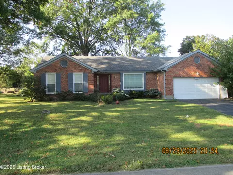 11212 Finchley Rd, Louisville, KY 40243
