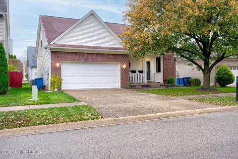 6414 Tradesmill Dr, Louisville, KY 40291