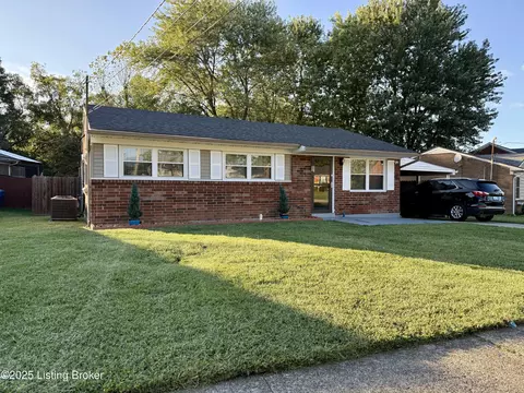 9302 Fairridge Dr, Louisville, KY 40229