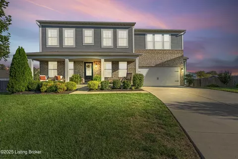109 Limestone Ct, Shepherdsville, KY 40165