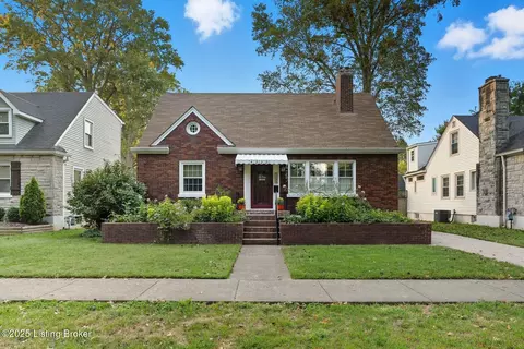 4222 Briarwood Rd, Louisville, KY 40207