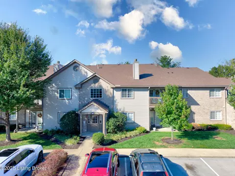 1206 Autumn Sun Ct #202, Louisville, KY 40243