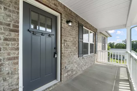 148 Wooded Glen Dr, Mount Washington, KY 40047