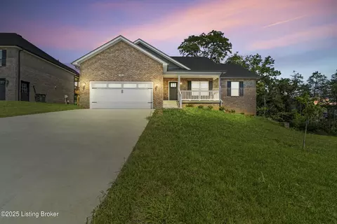 148 Wooded Glen Dr, Mount Washington, KY 40047