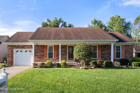 4808 Grecian Ct, Louisville, KY 40272