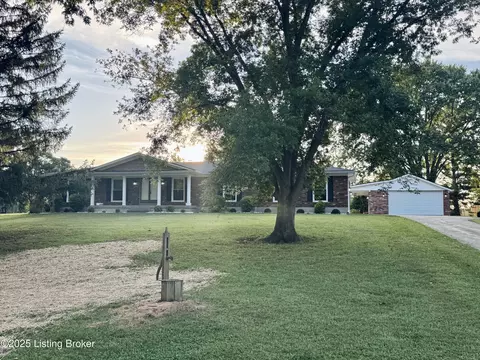 639 Old Mill Stream Ln, Shepherdsville, KY 40165
