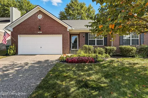 5011 Cronin Dr, Louisville, KY 40245