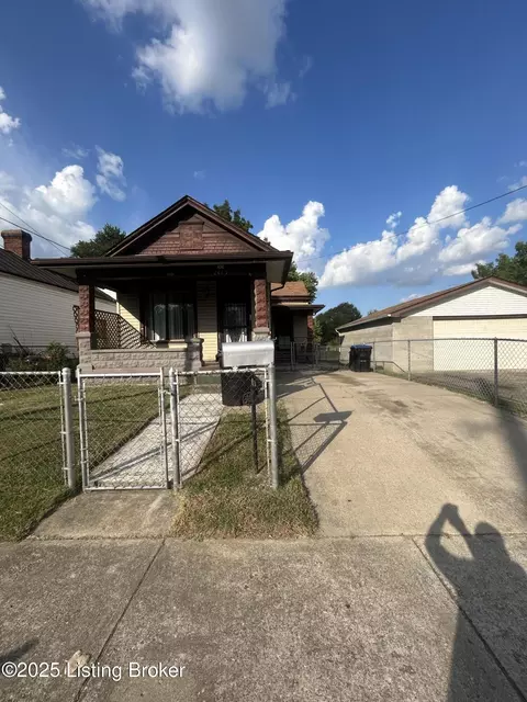 2429 Northwestern Pkwy, Louisville, KY 40212
