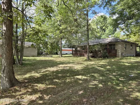 5007 E Manslick Rd, Louisville, KY 40219
