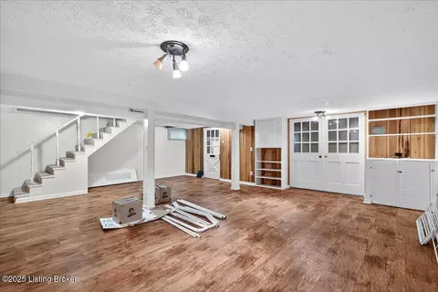 Other - 887 Stringer Ln, Mount Washington, KY 40047 photo 4 of 7