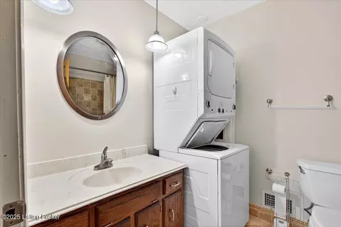 Other - 887 Stringer Ln, Mount Washington, KY 40047 photo 3 of 7