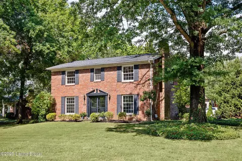 7311 Cross Creek Blvd, Louisville, KY 40228
