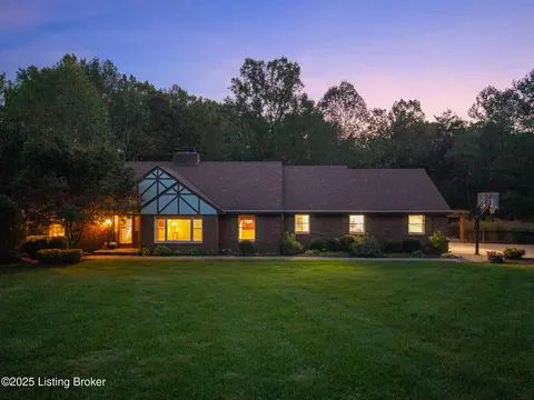 7111 Branden Dr, Georgetown, IN 47122