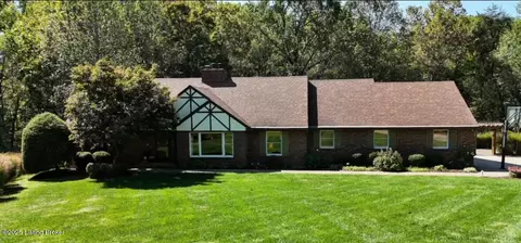 Exterior - 7111 Branden Dr, Georgetown, IN 47122 photo 2 of 18