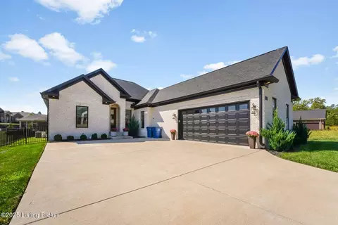 179 Cherokee Dr, Shelbyville, KY 40065