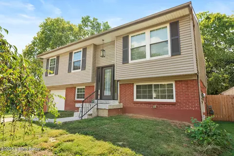 9501 Meadowgate Ct, Louisville, KY 40223