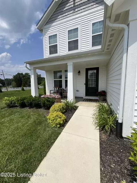 106 Willow Branch Dr, Mount Washington, KY 40047