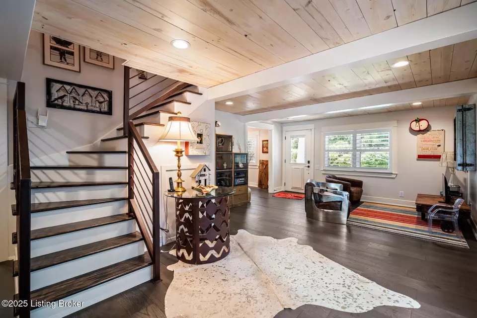 Entry Way - 1711 Long Branch Fork Rd, Turners Station, KY 40075 photo 2 of 4