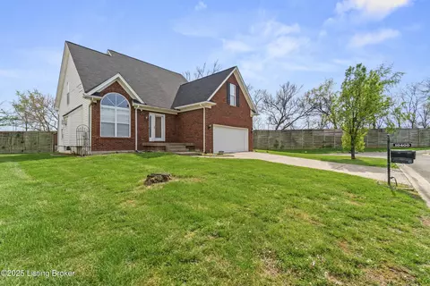 10400 Leddenton Way, Louisville, KY 40241