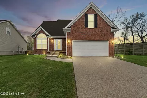 10400 Leddenton Way, Louisville, KY 40241
