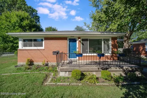 8548 Vicki Ln, Louisville, KY 40258