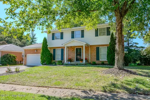 7608 Tempsclair Rd, Louisville, KY 40220
