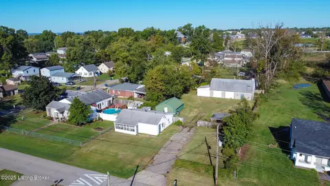 1311 Tile Factory Ln, Louisville, KY 40213
