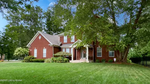 10926 Worthington Ln, Prospect, KY 40059