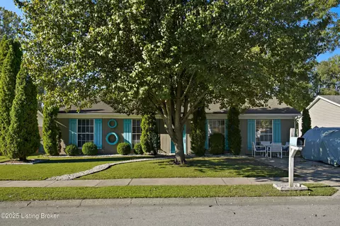 1016 Assembly Rd, Jeffersonville, IN 47130