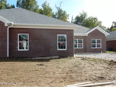 156 Bullitt Creek Dr, Shepherdsville, KY 40165