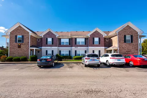 6516 Brook Bend Way UNIT 134, Louisville, KY 40229