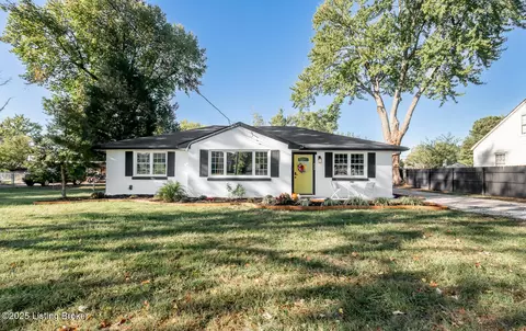 424 Washburn Ave, Lyndon, KY 40222