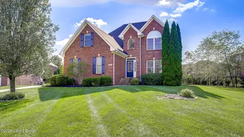 4704 Holly Forest Ct, Louisville, KY 40245