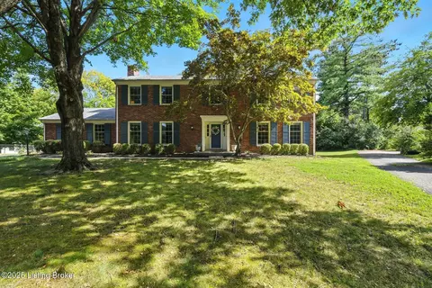 2901 Homewood Pl, Louisville, KY 40241