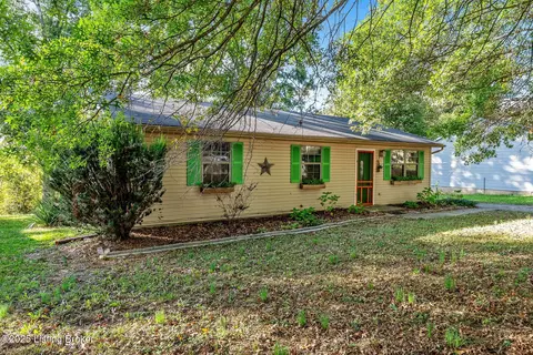 469 Melodye Ln, Campbellsburg, KY 40011