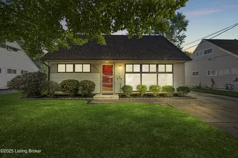 4825 Redwing Way, Louisville, KY 40213