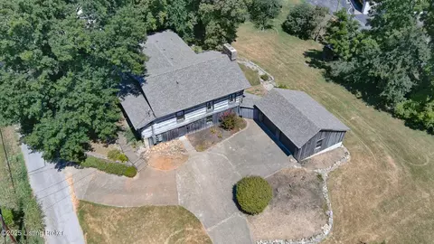 116 Hayward Rd, Vine Grove, KY 40175