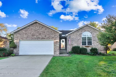 272 Pierce Ave, Mount Washington, KY 40047