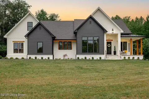 2045 W Rhudes Creek Rd, Elizabethtown, KY 42701