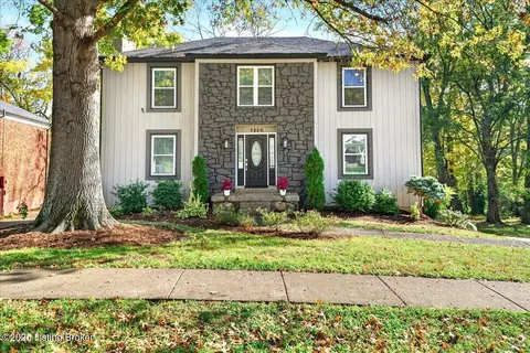 3220 Broeck Pointe Cir, Louisville, KY 40241