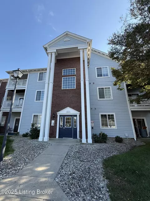 2602 Aristocrat Pl #104, Louisville, KY 40299