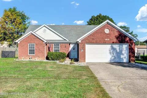 178 1st St, Mount Washington, KY 40047