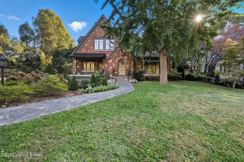 2209 Valley Vista Rd, Louisville, KY 40205