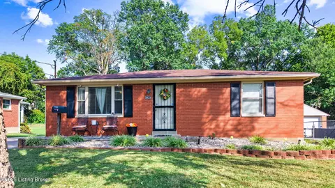 4429 Savage Dr, Louisville, KY 40216