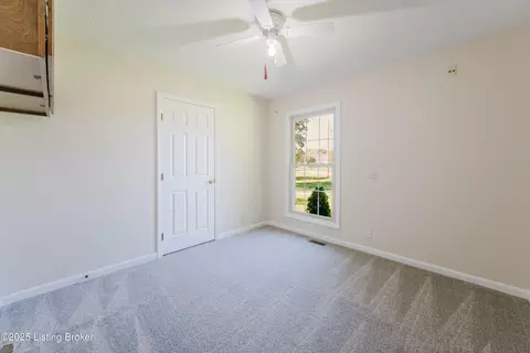 494 Mapleview Dr, Mount Washington, KY 40047 photo 18