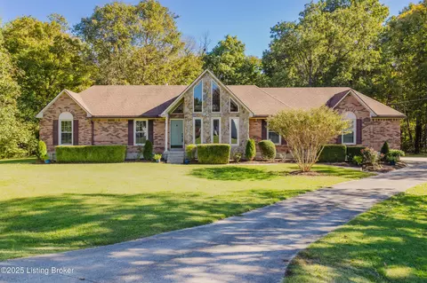494 Mapleview Dr, Mount Washington, KY 40047