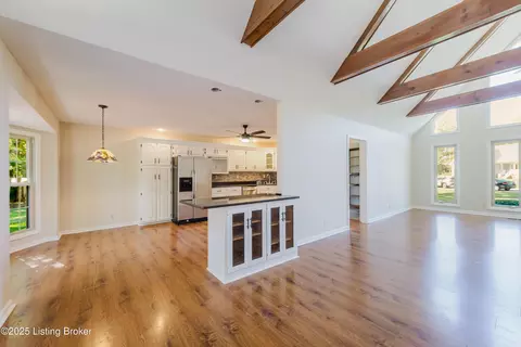 494 Mapleview Dr, Mount Washington, KY 40047 photo 10